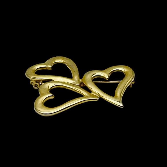 Cute Vintage Lady Remington Polished Gold Tone Triple Open Hearts Brooch - Picture 3 of 11